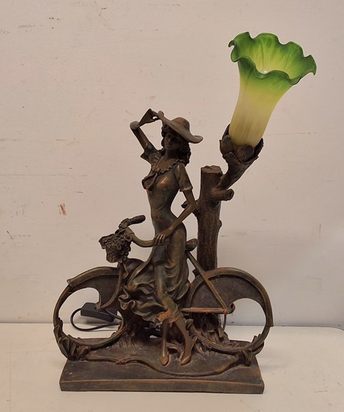 Lot 1265 - TABLE LAMP