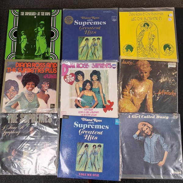 Lot 1141 - LP RECORDS