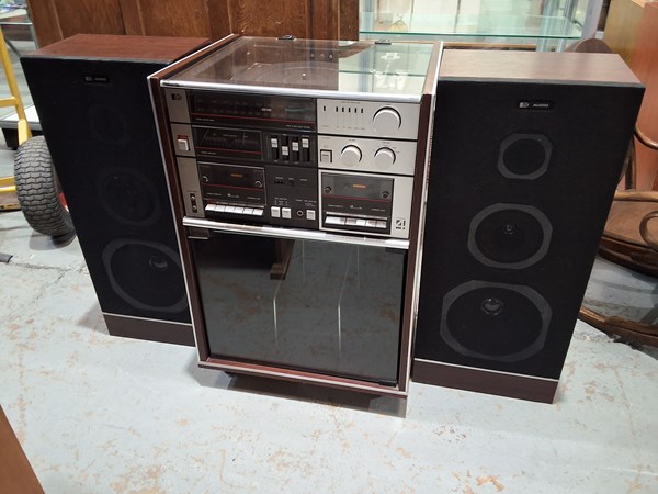 Lot 1 - STEREO SYSTEM