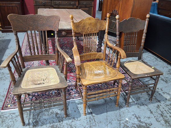 Lot 40 - SPINDLEBACK CHAIRS