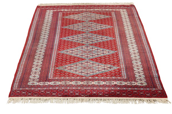 Lot 205 - WOOL RUG