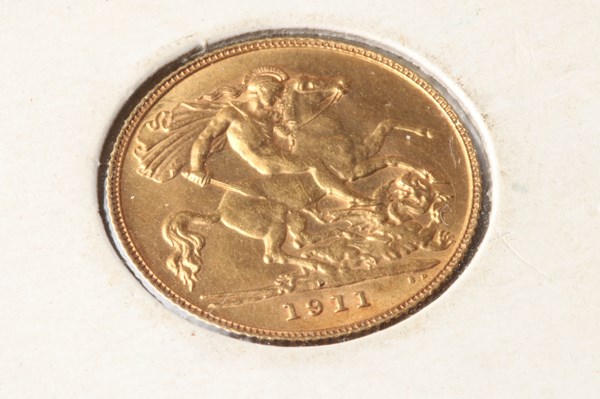 Lot 1007 - GOLD HALF SOVEREIGN