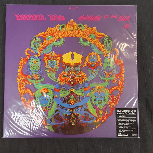 Lot 1206 - GRATEFUL DEAD VINYL