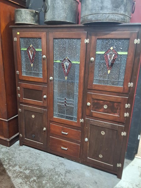 Lot 150 - KITCHEN CABINET