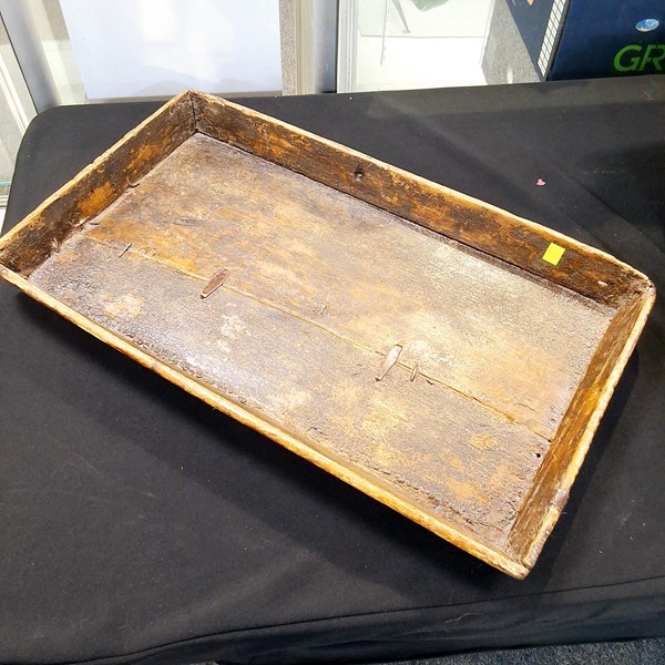 Lot 1335 - TIMBER TRAY