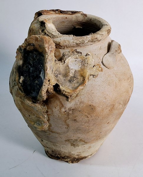 Lot 1041 - POTTERY AMPHORA