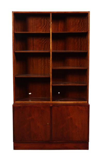 Lot 192 - ROSEWOOD BOOKSHELF