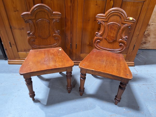 Lot 364 - CHAIRS