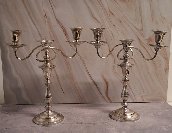 Lot 1324 - A PAIR OF CANDELABRAS