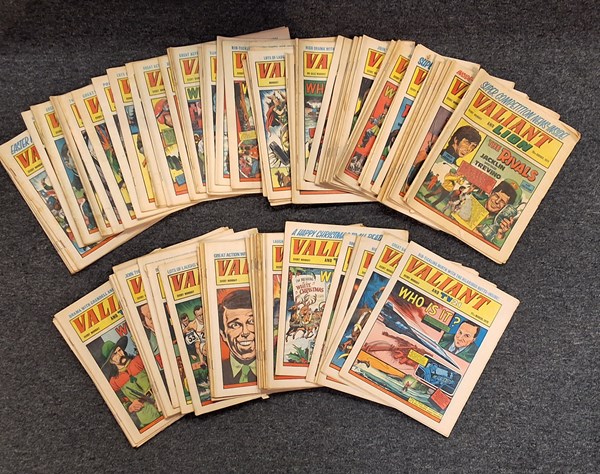 Lot 1233 - VINTAGE COMICS