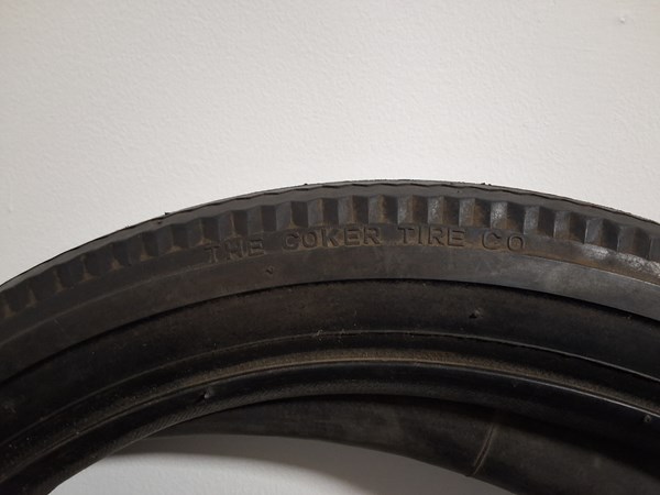 Lot 33 - TYRES