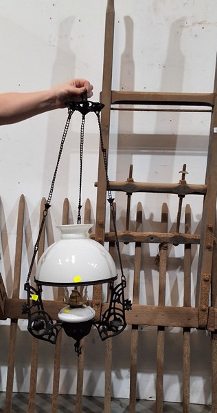 Lot 1397 - KEROSENE LAMP