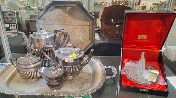 Lot 1227 - SILVER PLATED WARE