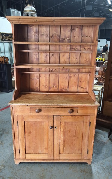 Lot 134 - KITCHEN DRESSER