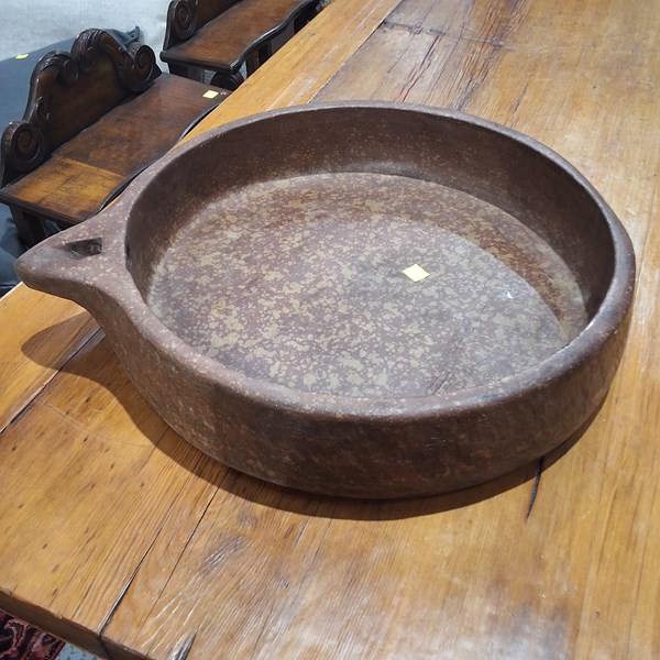 Lot 393 - BIRDBATH