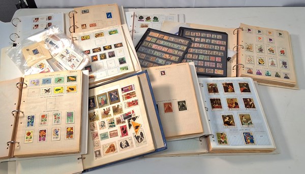 Lot 1195 - STAMPS