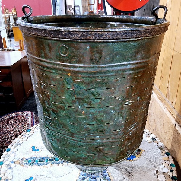 Lot 310 - LAUNDRY COPPER