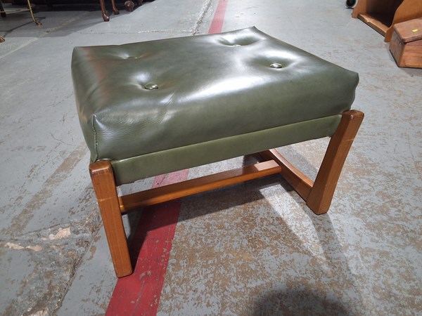 Lot 34 - FOOT STOOL