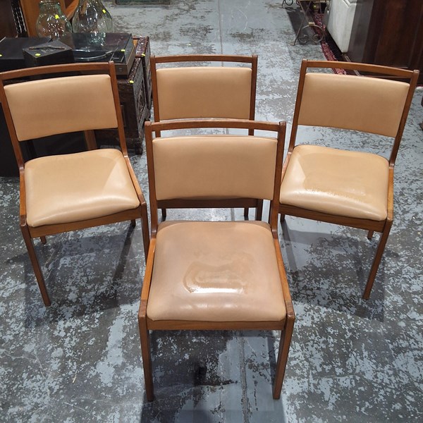 Lot 95 - DINING CHAIRS