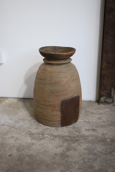 Lot 70 - TIMBER POT