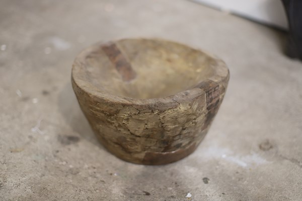 Lot 63 - TIMBER MORTAR