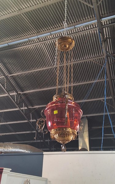 Lot 501 - HANGING LANTERN