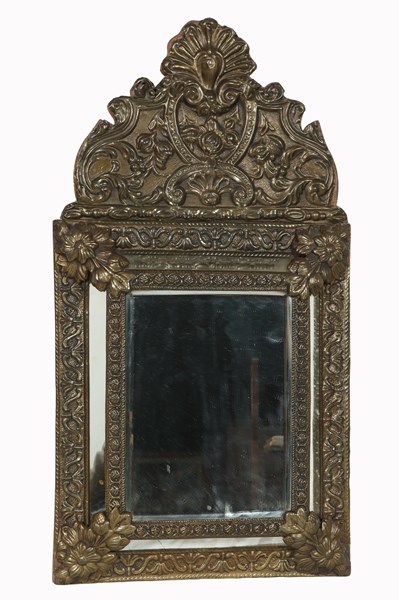 Lot 164 - CUSHION MIRROR