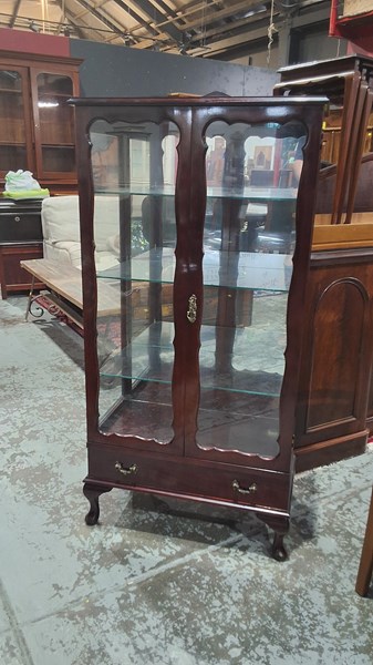 Lot 78 - CHINA CABINET