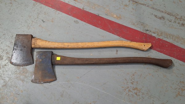 Lot 238 - AXES