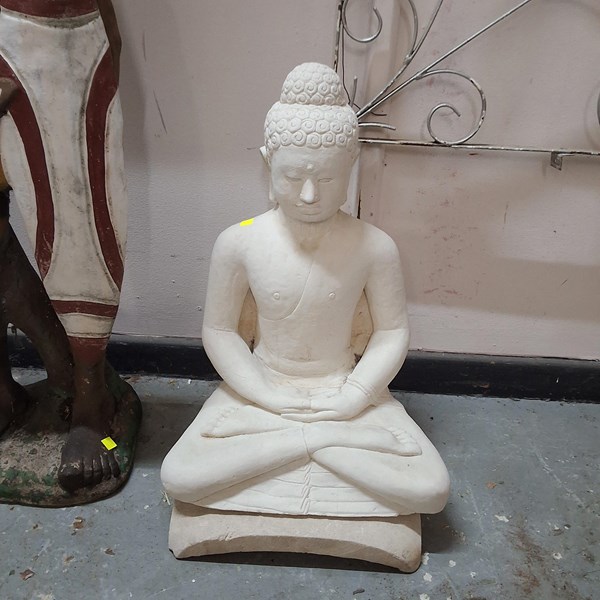 Lot 445 - BUDDHA STATUE