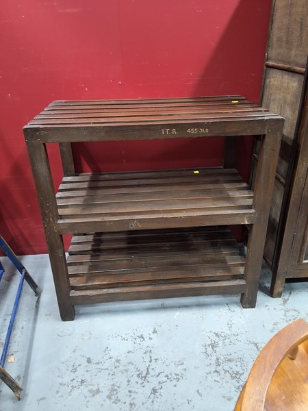 Lot 61 - BOOTMAKERS STAND
