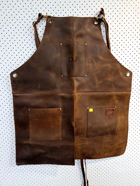 Lot 1246 - LEATHER APRON