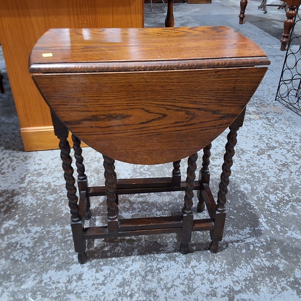 Lot 120 - DROPSIDE TABLE