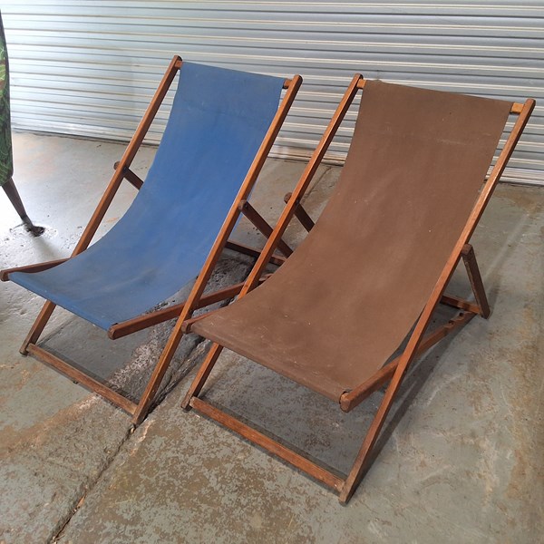 Lot 446 - SUN LOUNGES