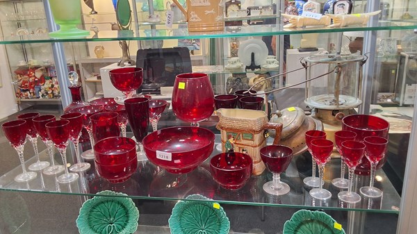 Lot 1218 - RED GLASS