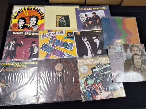 Lot 1159 - VINYL RECORDS