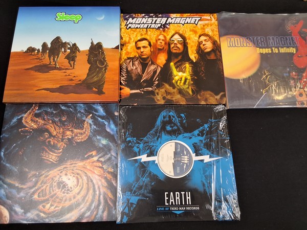 Lot 1155 - STONER ROCK VINYL RECORDS