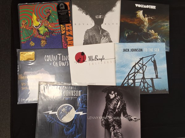 Lot 1150 - VINYL RECORDS