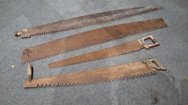 Lot 472 - FELLING SAWS