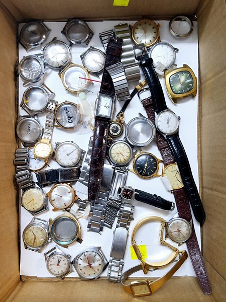 Lot 1326 - WRISTWATCHES