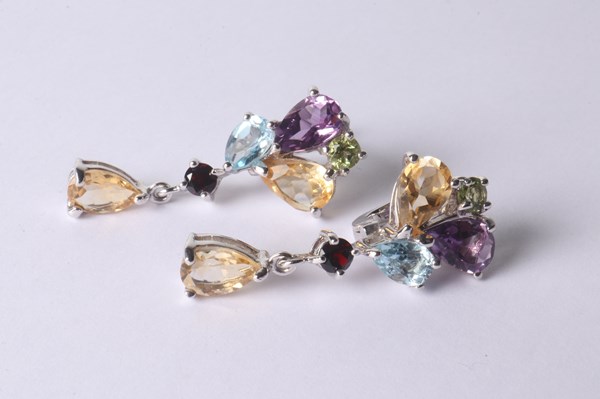 Lot 1034 - SILVER GEMSTONE EARRINGS