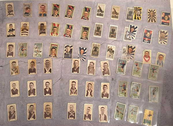 Lot 1338 - CIGARETTE CARDS