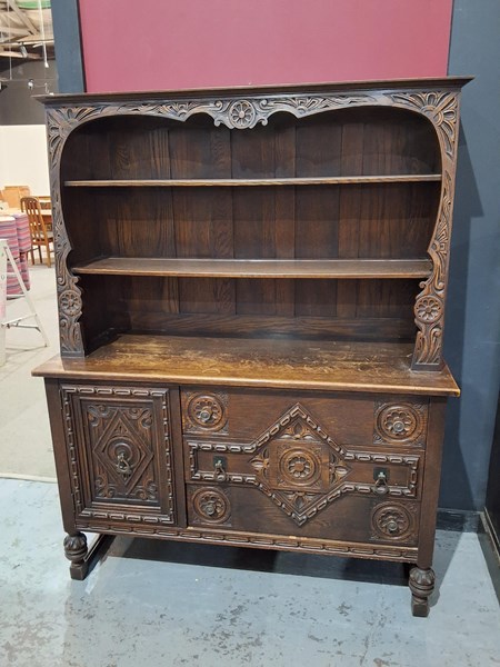 Lot 143 - KITCHEN DRESSER