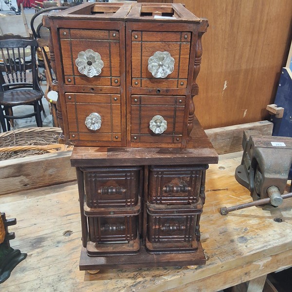 Lot 264 - DRAWERS