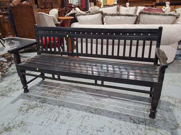 Lot 323 - STATION BENCH