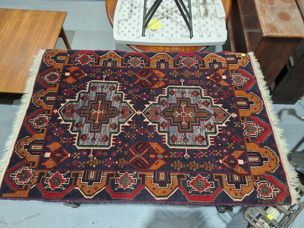 Lot 276 - RUG