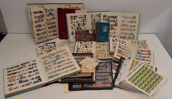 Lot 1591 - STAMPS