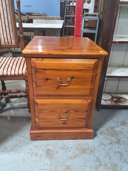 Lot 285 - FILING CABINET