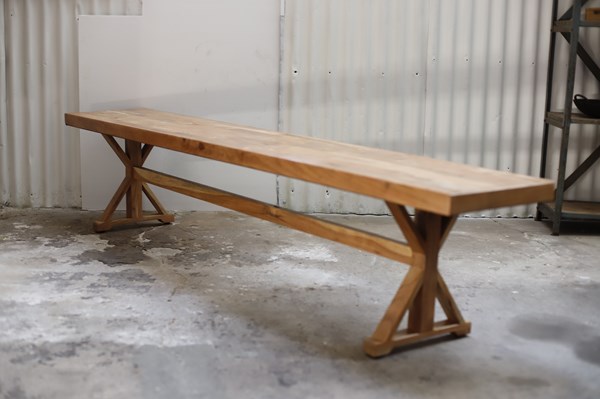 Lot 210 - BENCH