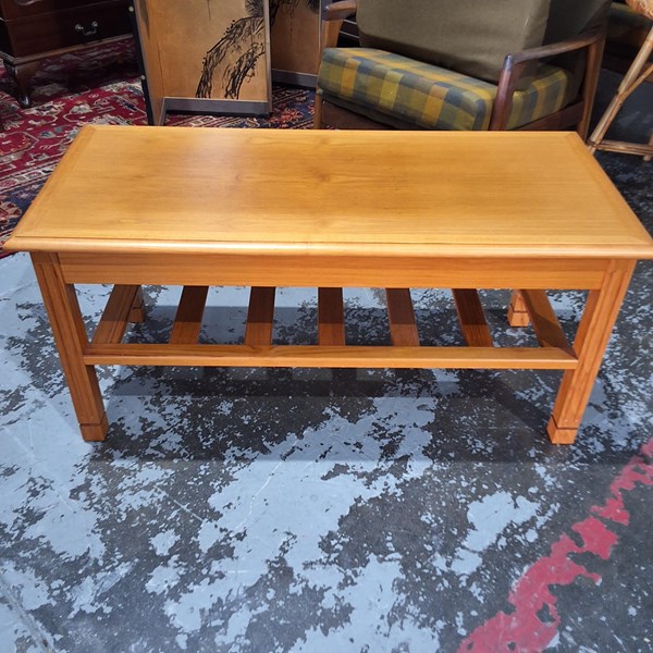 Lot 245 - COFFEE TABLE